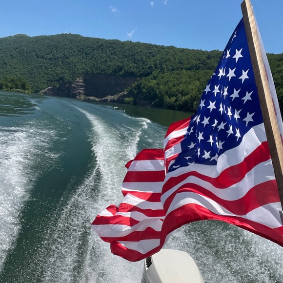 Meet your Posher, 🌹Anna🌹 - Picture 10 of 12